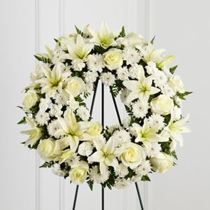 White Flower Mix Wreath